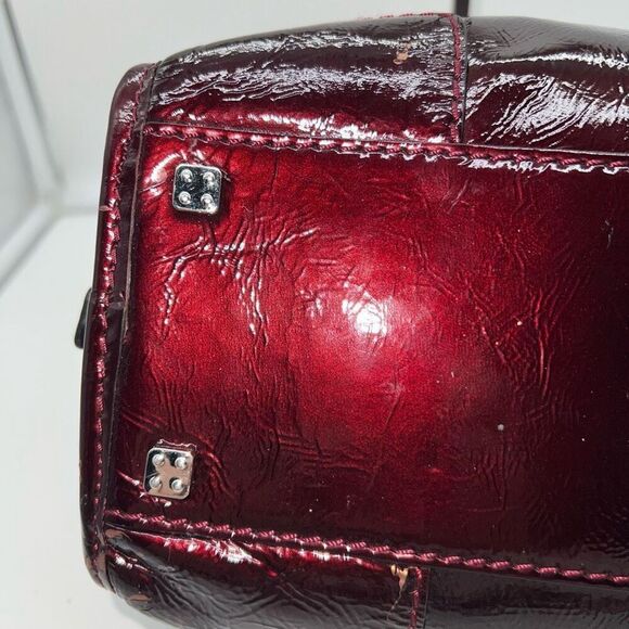 LOEWE Amazona 28 Burgundy Patent Leather Handbag (minor callouts in pics) - Picture 10 of 16